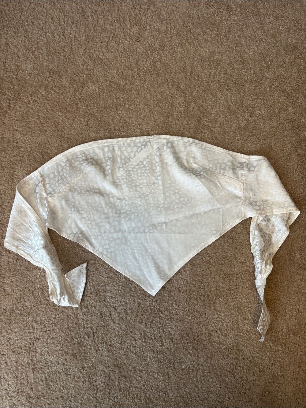 Source Unknown White Bandana-Style Scarf Top